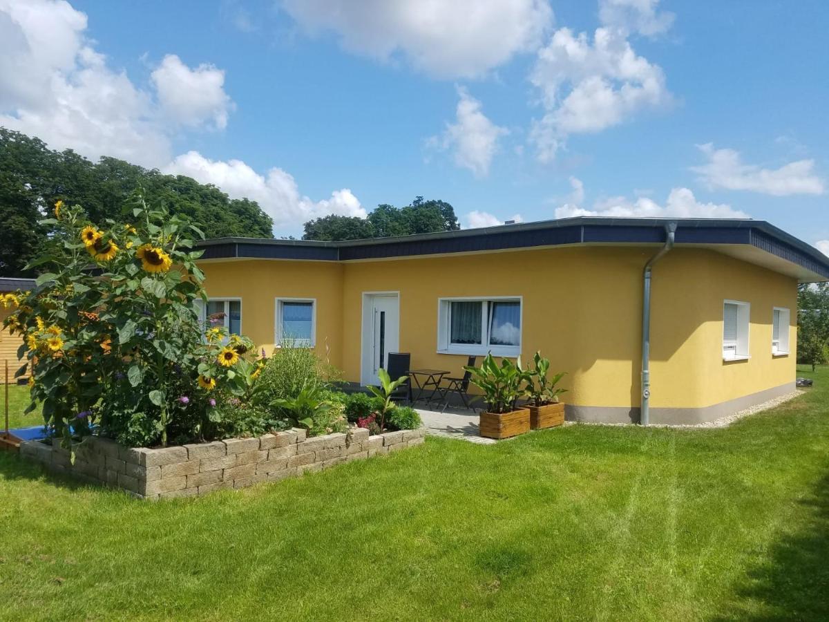 Ferienhaus Zum Imker Velten Exterior photo