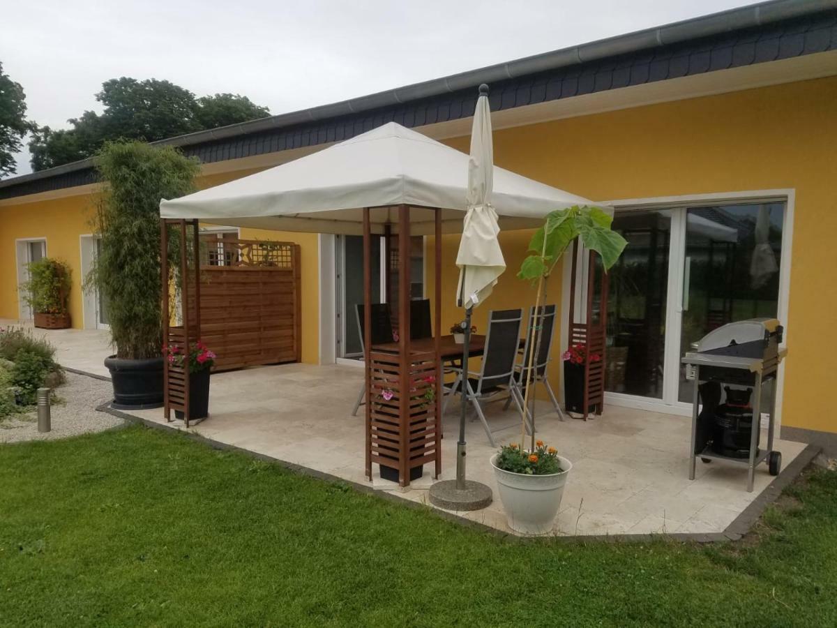 Ferienhaus Zum Imker Velten Exterior photo