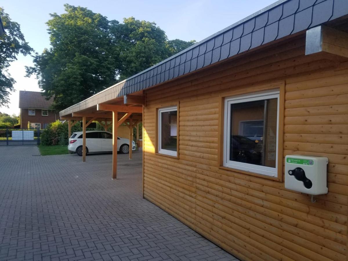 Ferienhaus Zum Imker Velten Exterior photo